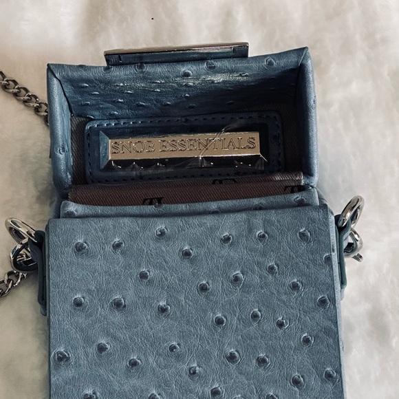 Snob Essentials Jewel Box Crossbody Purse Blue Ostrich NWOT UNIQUE AND RARE - Picture 4 of 12
